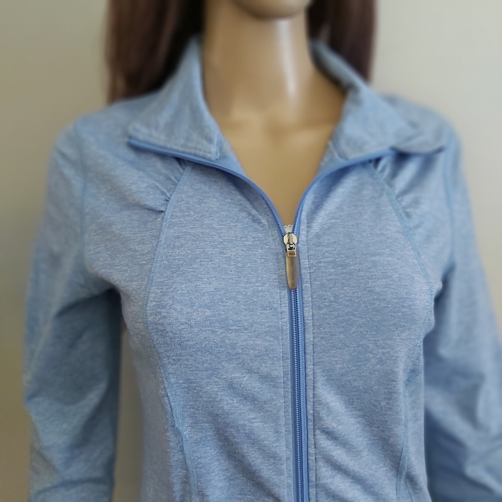 One Tooth light blue zip up sweatshirt after workout running - Picture 2 of 13
